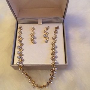 ♥️ Necklace and earrings set